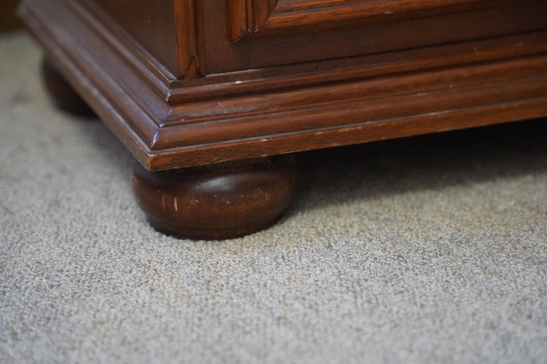 値下げしました！！イタリア製　象嵌　アンティーク　４段チェスト・収納ボード