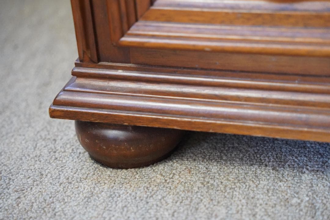 値下げしました！！イタリア製　象嵌　アンティーク　４段チェスト・収納ボード