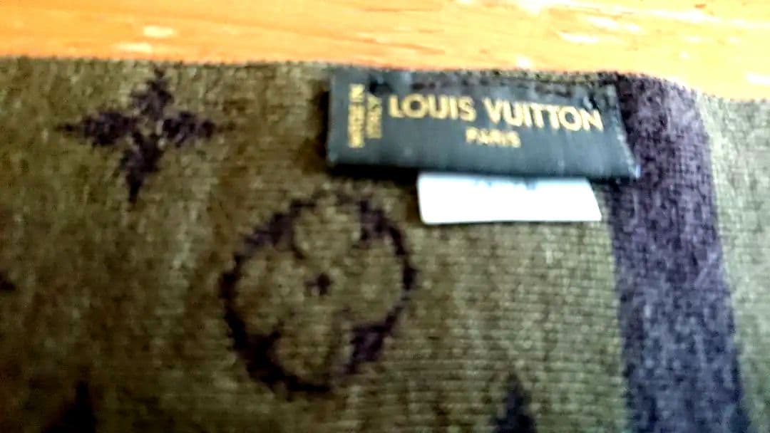 れ*い様 ルイヴィトン　マフラー　最高級素材カシミヤ70% シルク30%　モノグ