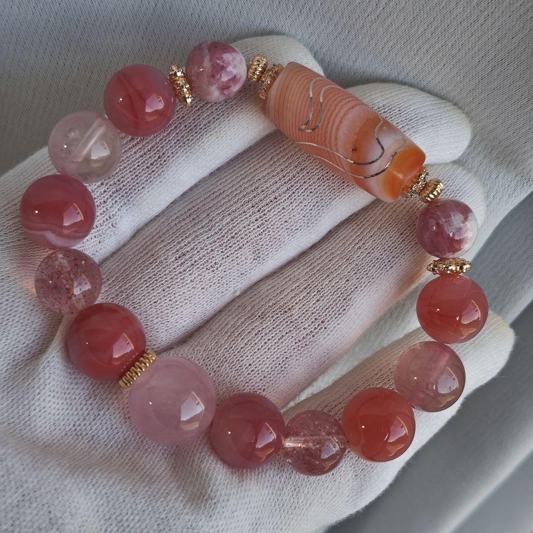 新作♡白蛇天珠、モザンビーク産ローズクォーツ、ピーチ塩源瑪瑙、ピンクレピドシリカ
