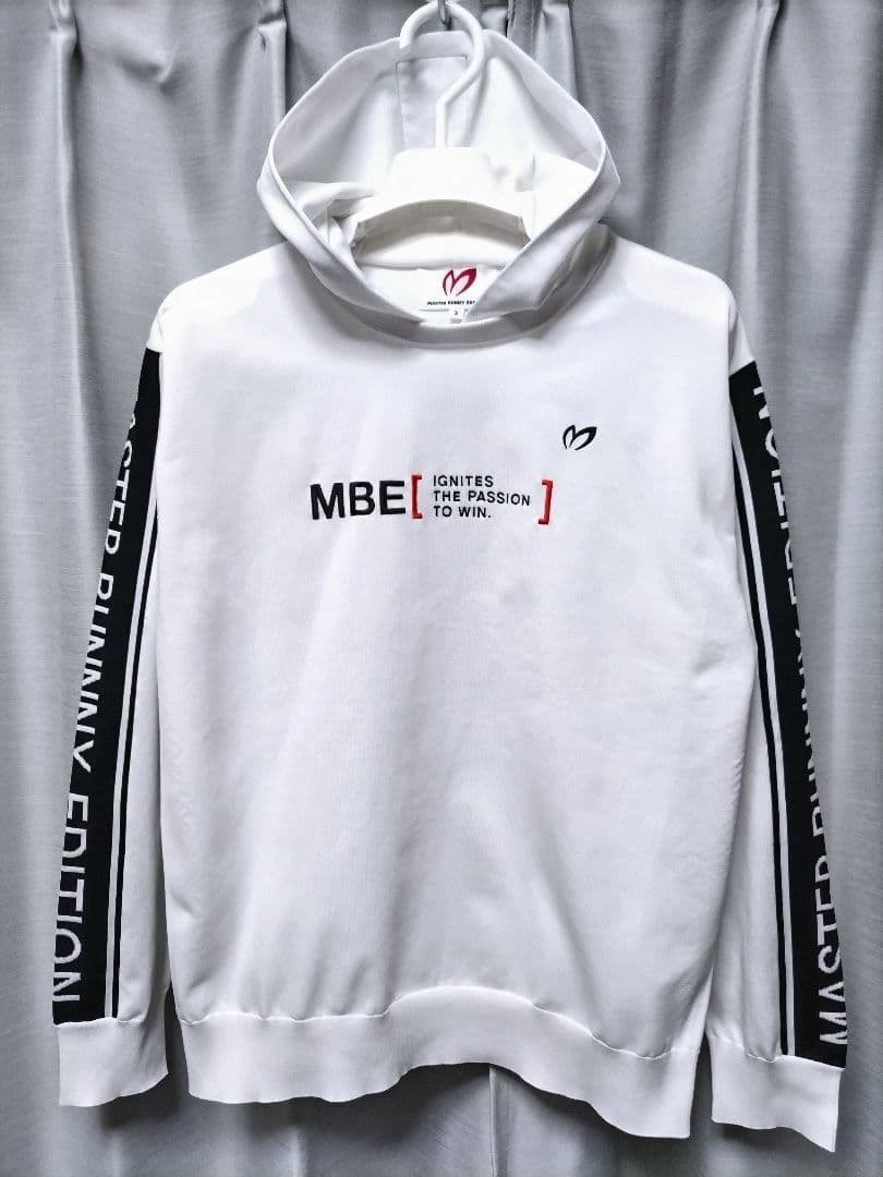 美品　マスターバニー　ニット　パーカー　プルオーバー　白　24年モデル