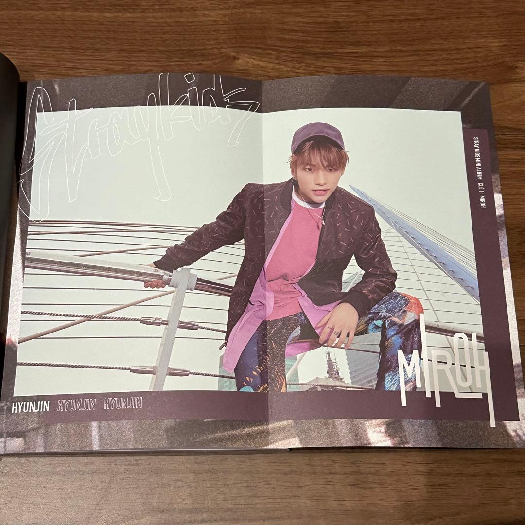 Stray kids ヒョンジン　直筆サイン入りアルバム