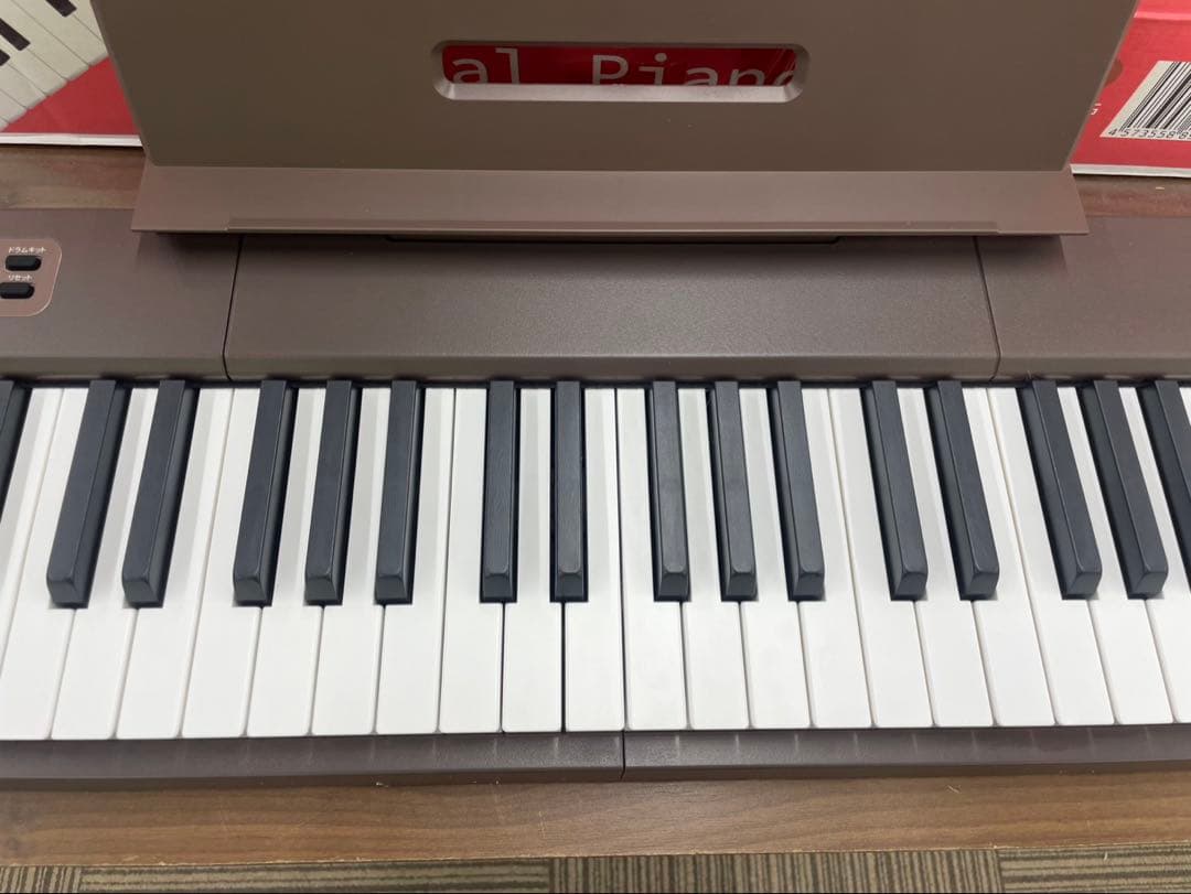 電子ピアノ　88鍵盤　充電タイプ　スリム軽量 マホガニー