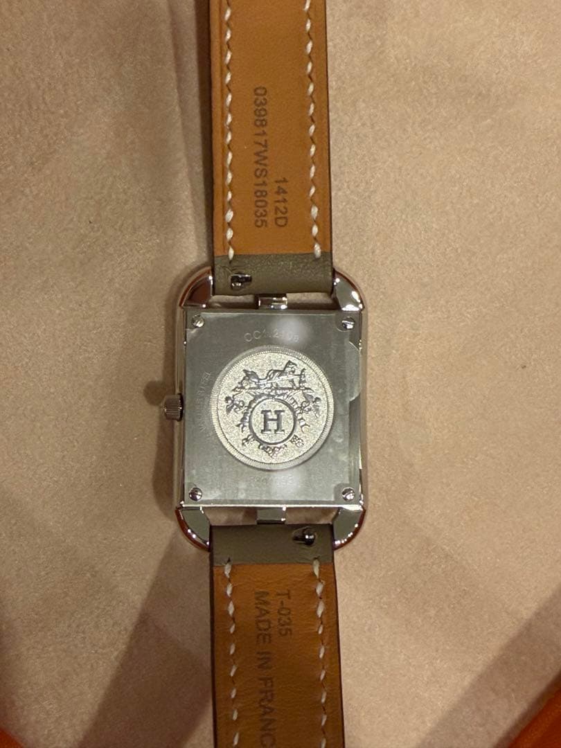 新品未使用　エルメス ケープコッド エトゥープ 腕時計　ストラップ脱着金具付き
