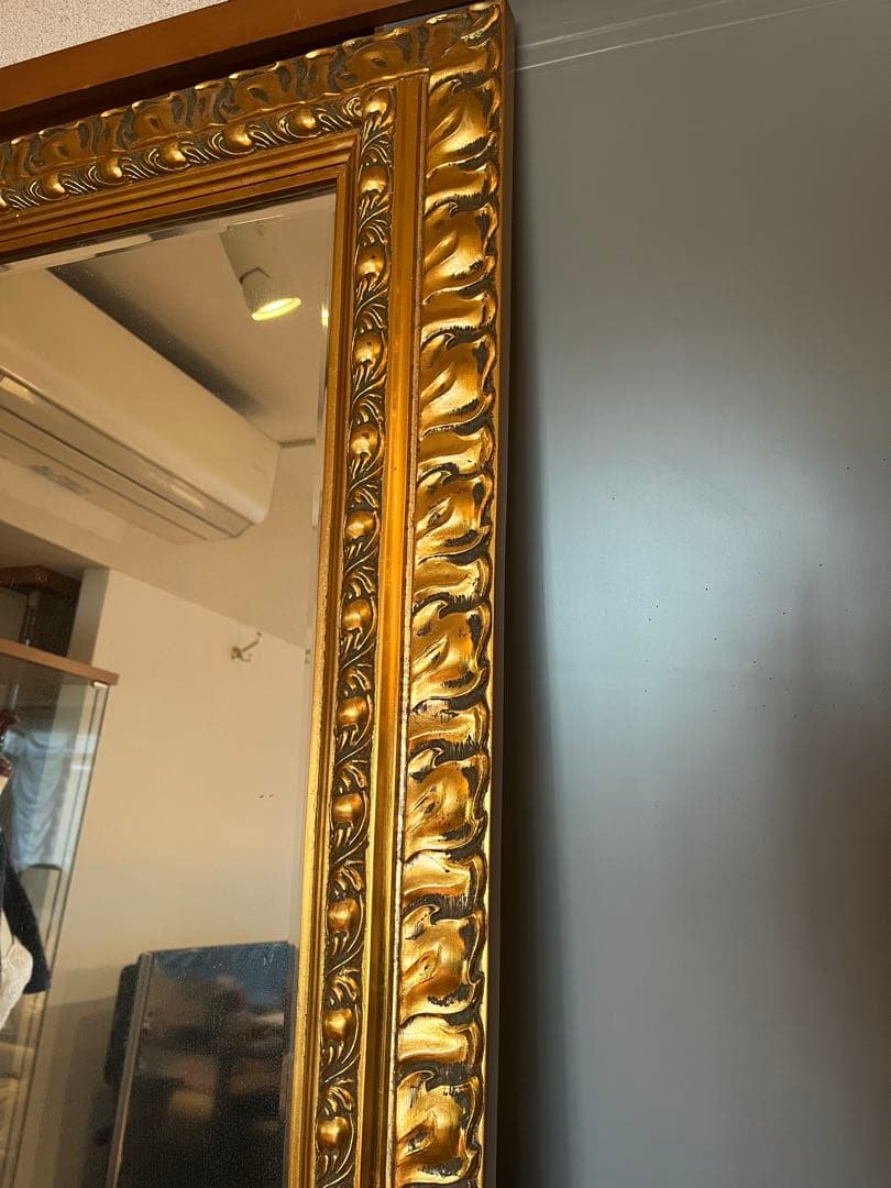 超メルカリ市特価で販売中！！3月18日まで！ 大型全身鏡 金色装飾フレーム