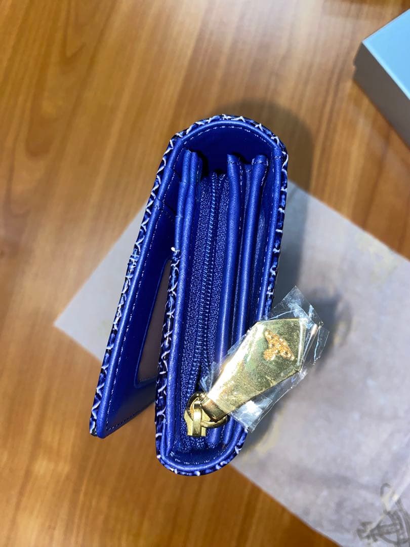 新品未使用品Vivienne ヴィヴィアン・ウエストウッド 長財布 レディ