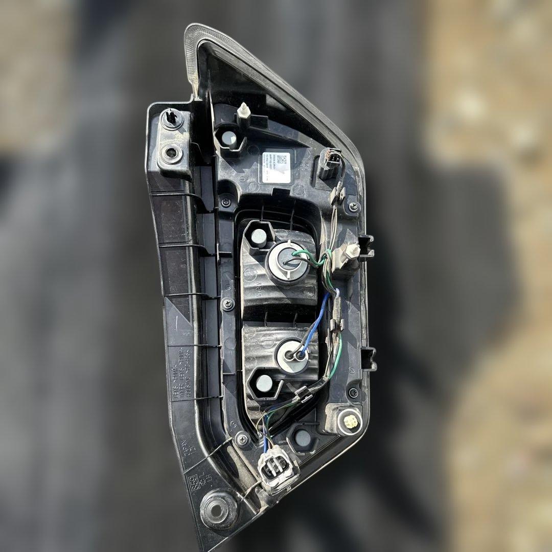 MH35S ワゴンR テールライト LED 右左セットレッド/クリア