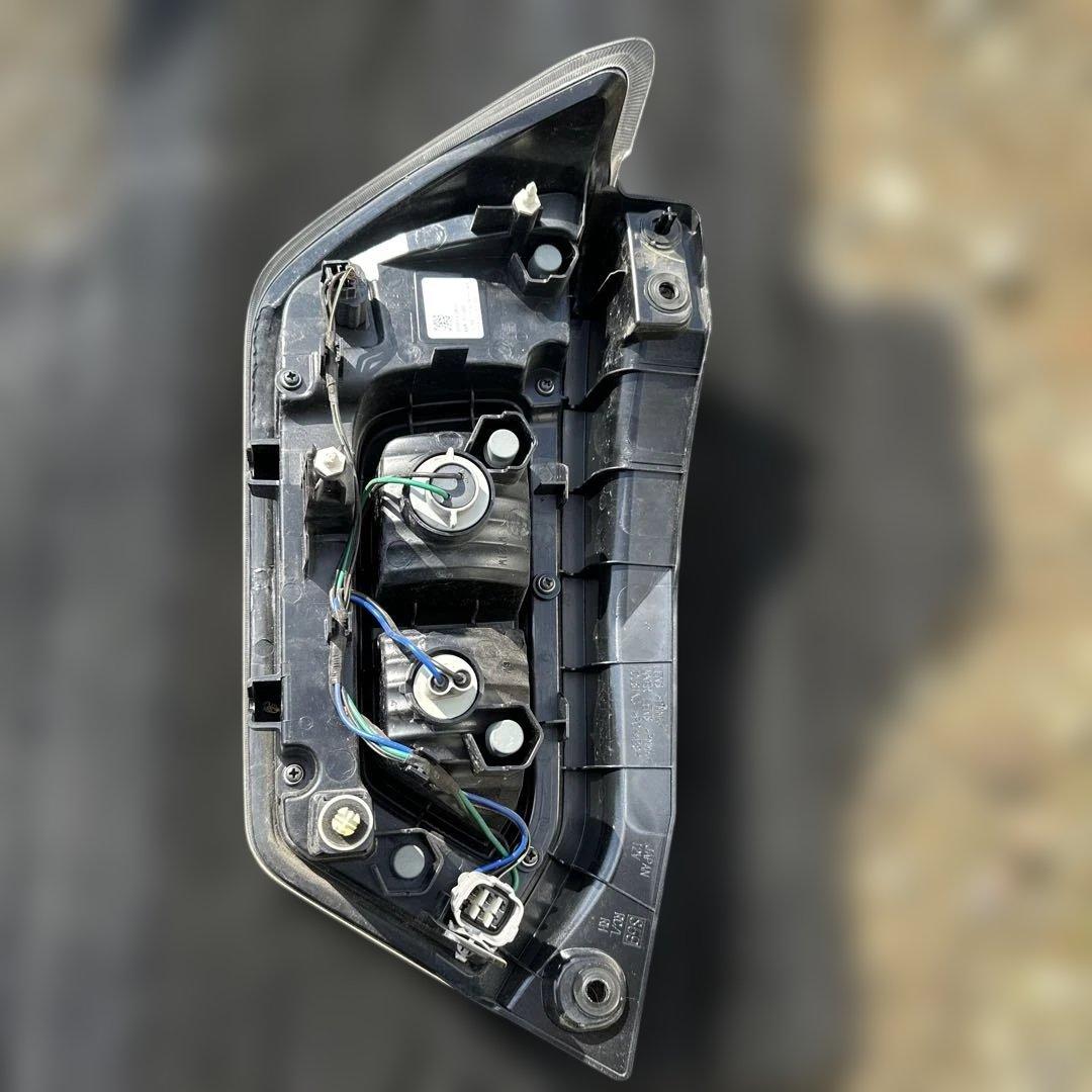 MH35S ワゴンR テールライト LED 右左セットレッド/クリア