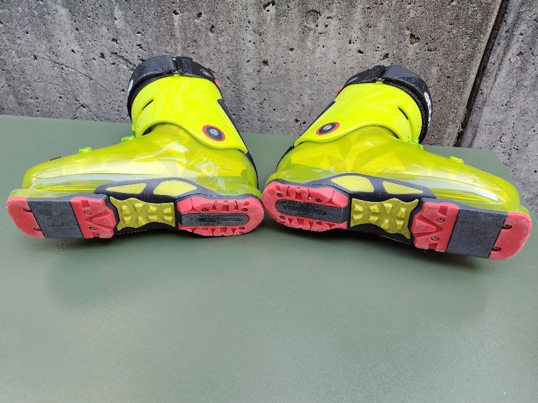 【USED】K2 Spyneスキーブーツ 110 SC ショートカフ