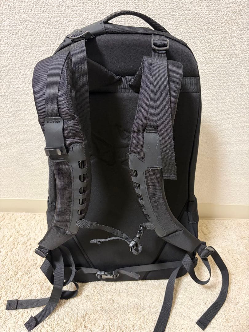 【希少・廃盤】ARC’TERYX アークテリクス アロー22 ステルスブラック