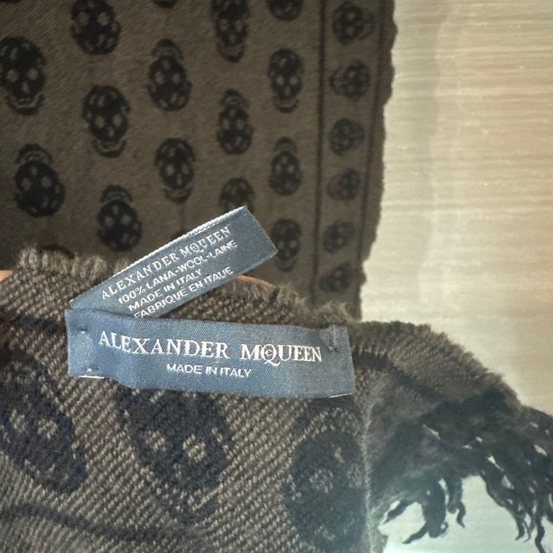 ALEXANDER McQUEEN スカル柄マフラー