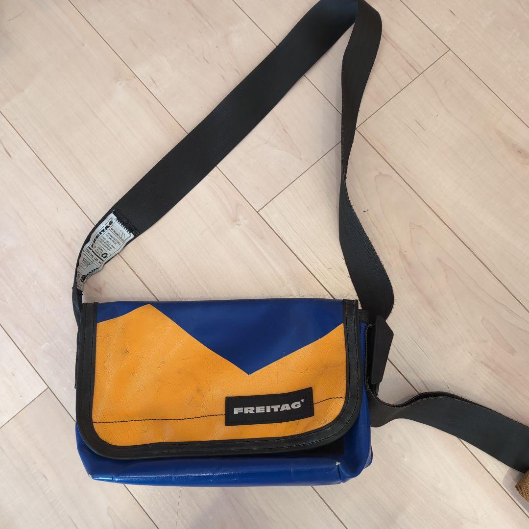 FREITAG メッセンジャーバッグ 青・黄色