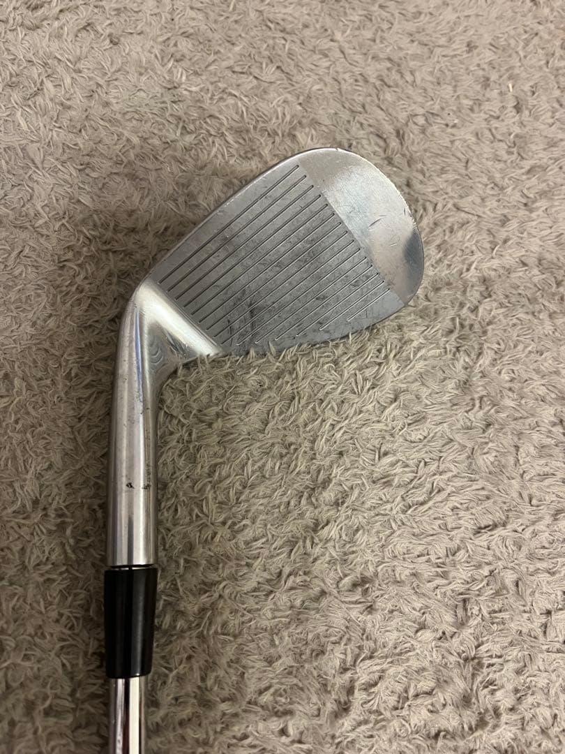 ナイキ【サスクワッチ】アイアンセット7本　ウェッジ付き