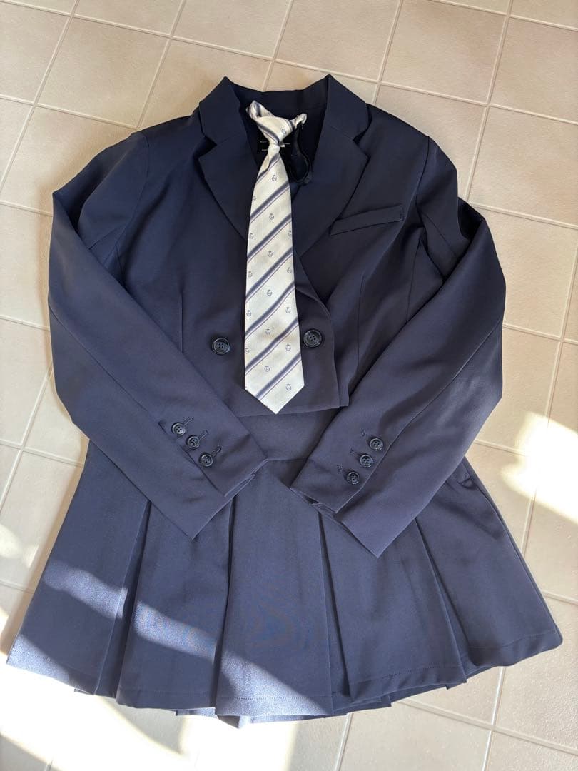 ラブトキ　Lovetoxic 卒服　セットアップLサイズ　160サイズ　ネイビー