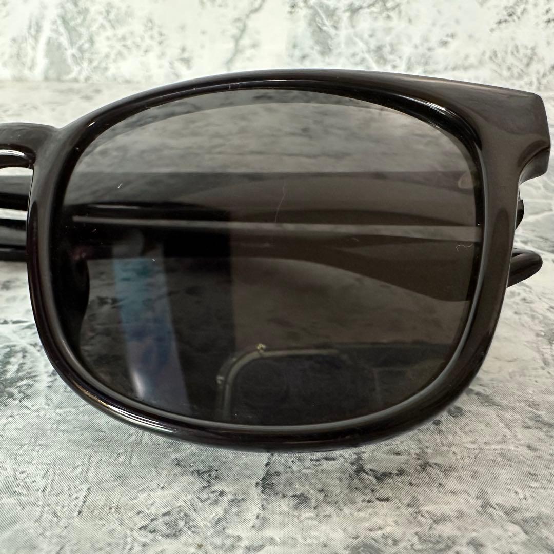 ✨GUCCI✨　グッチ　サングラス　マーモント　ブラック