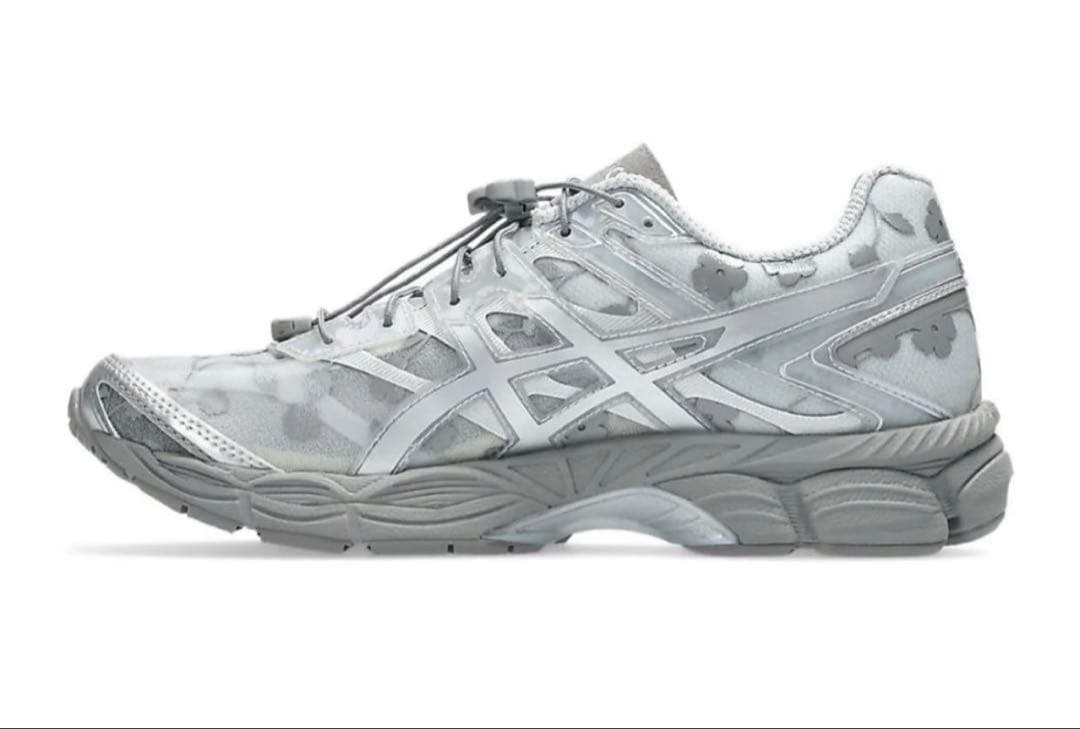 希少 asics セシリーバンセン GEL-CUMULUS 16 22.5cm