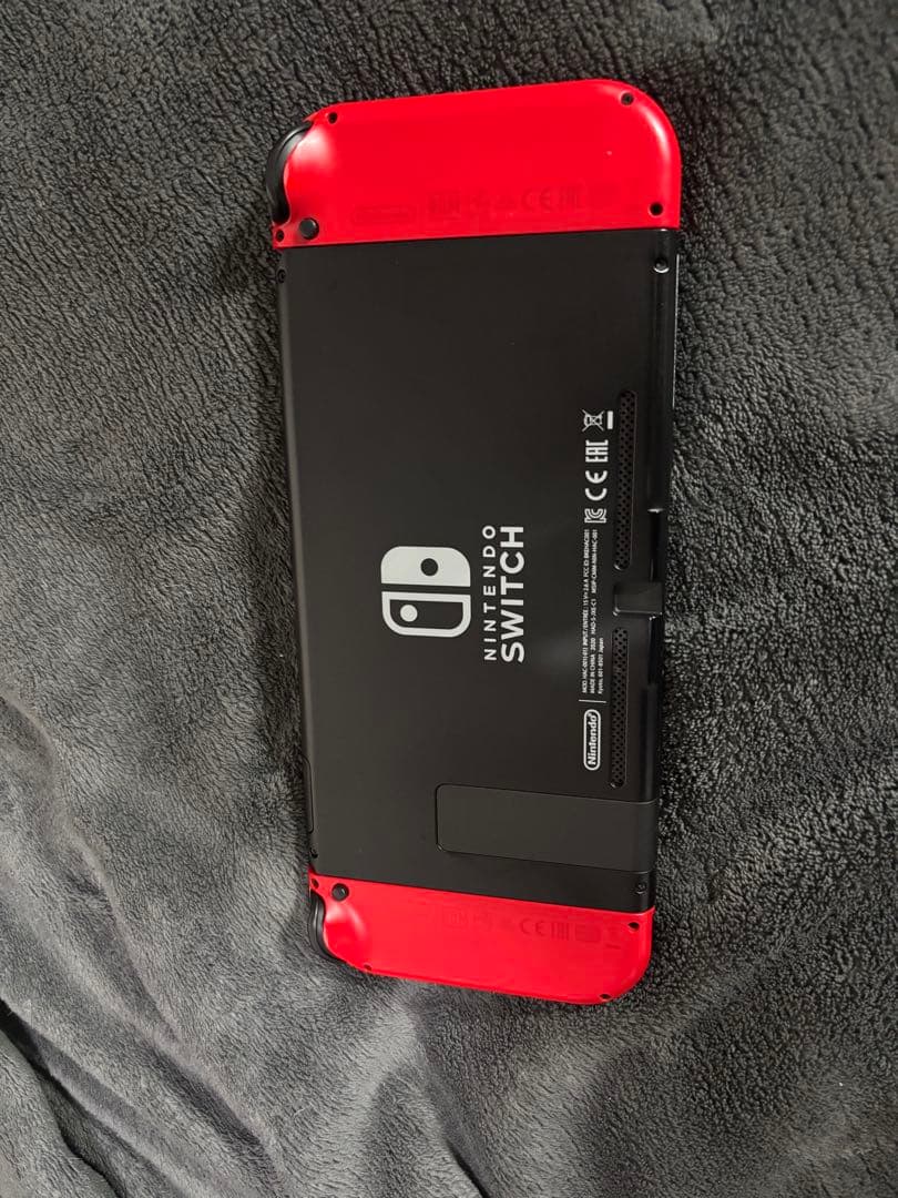 Nintendo Switch 本体 赤 Joy-Con