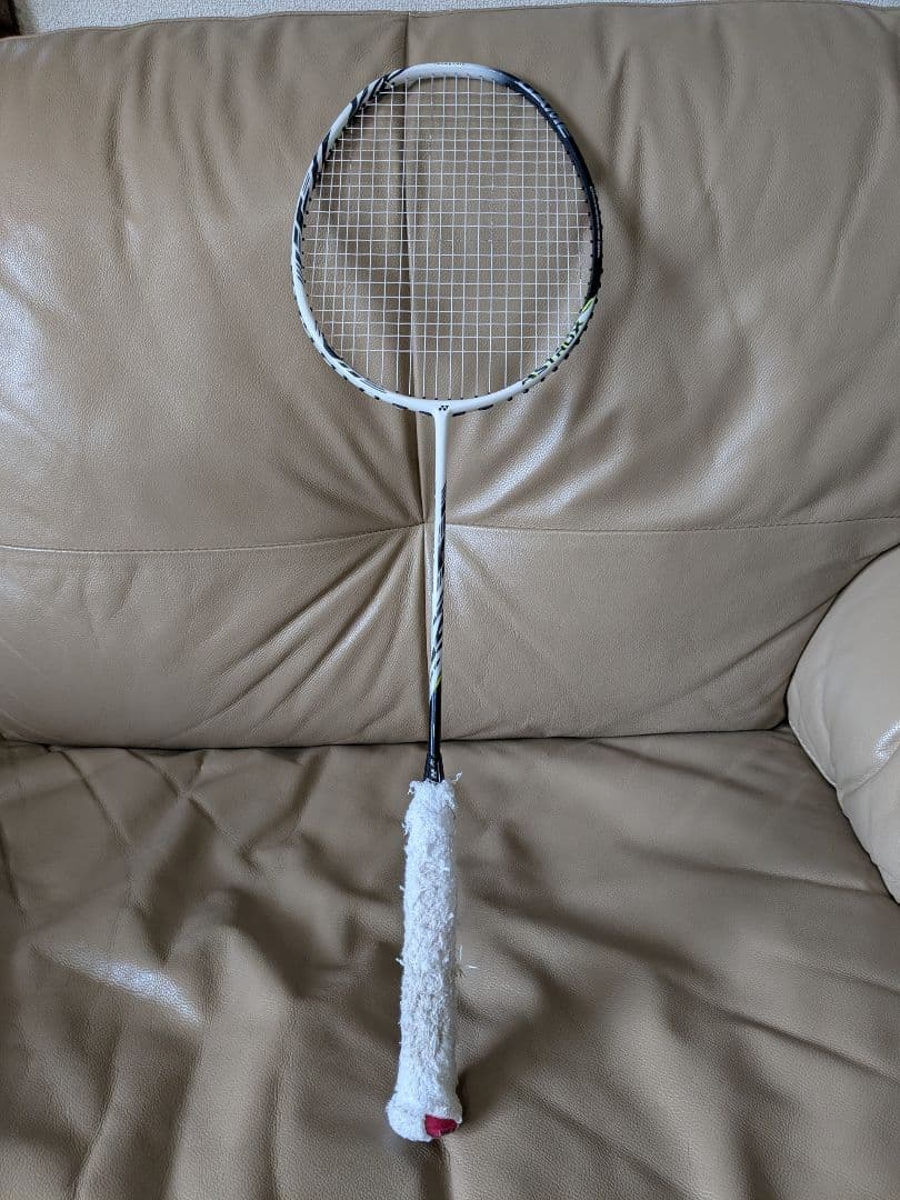 値下げ☆美品☆YONEX ASTROX 99 GAME ラケット