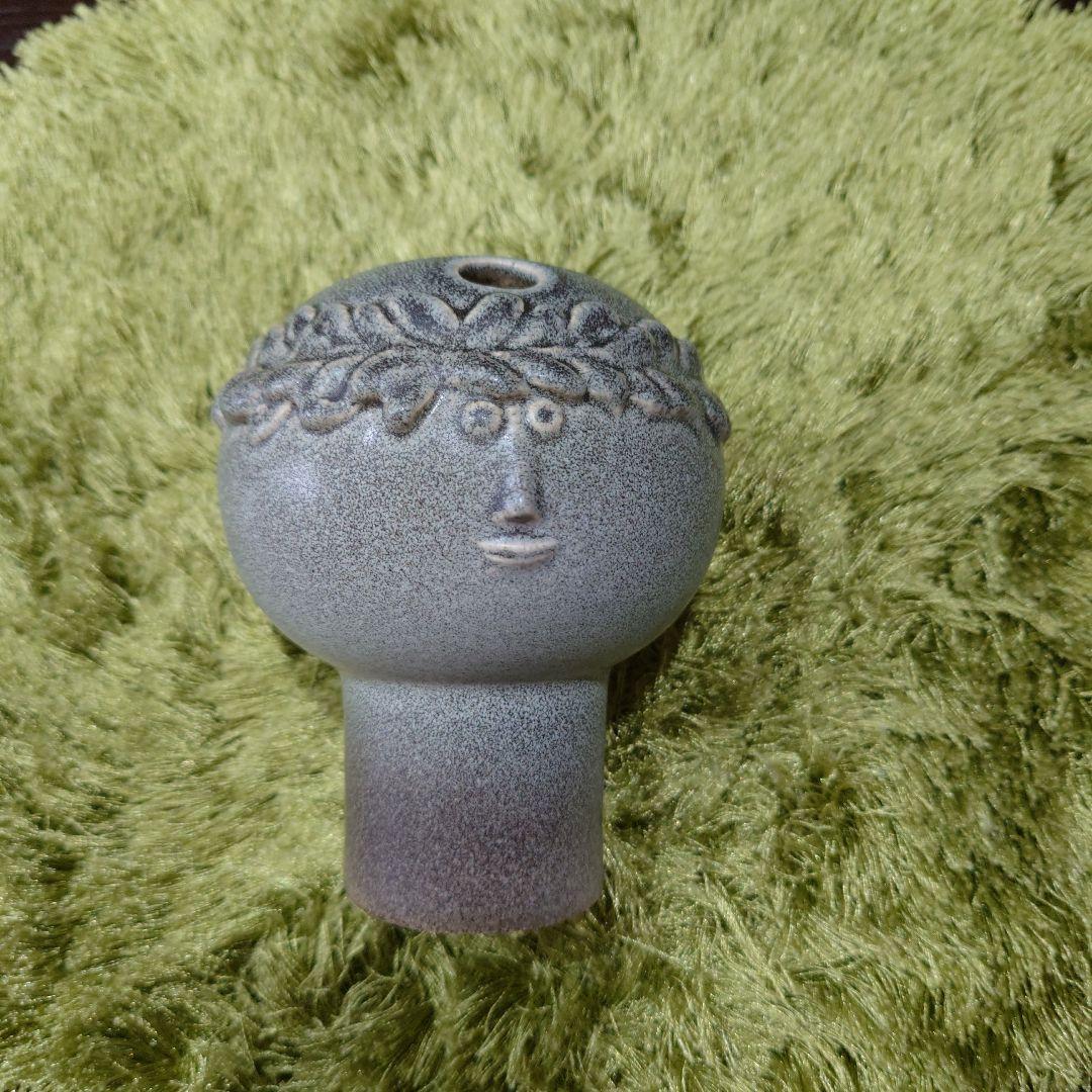 スティグ、リンドベリ フラワーベース女の人グレー