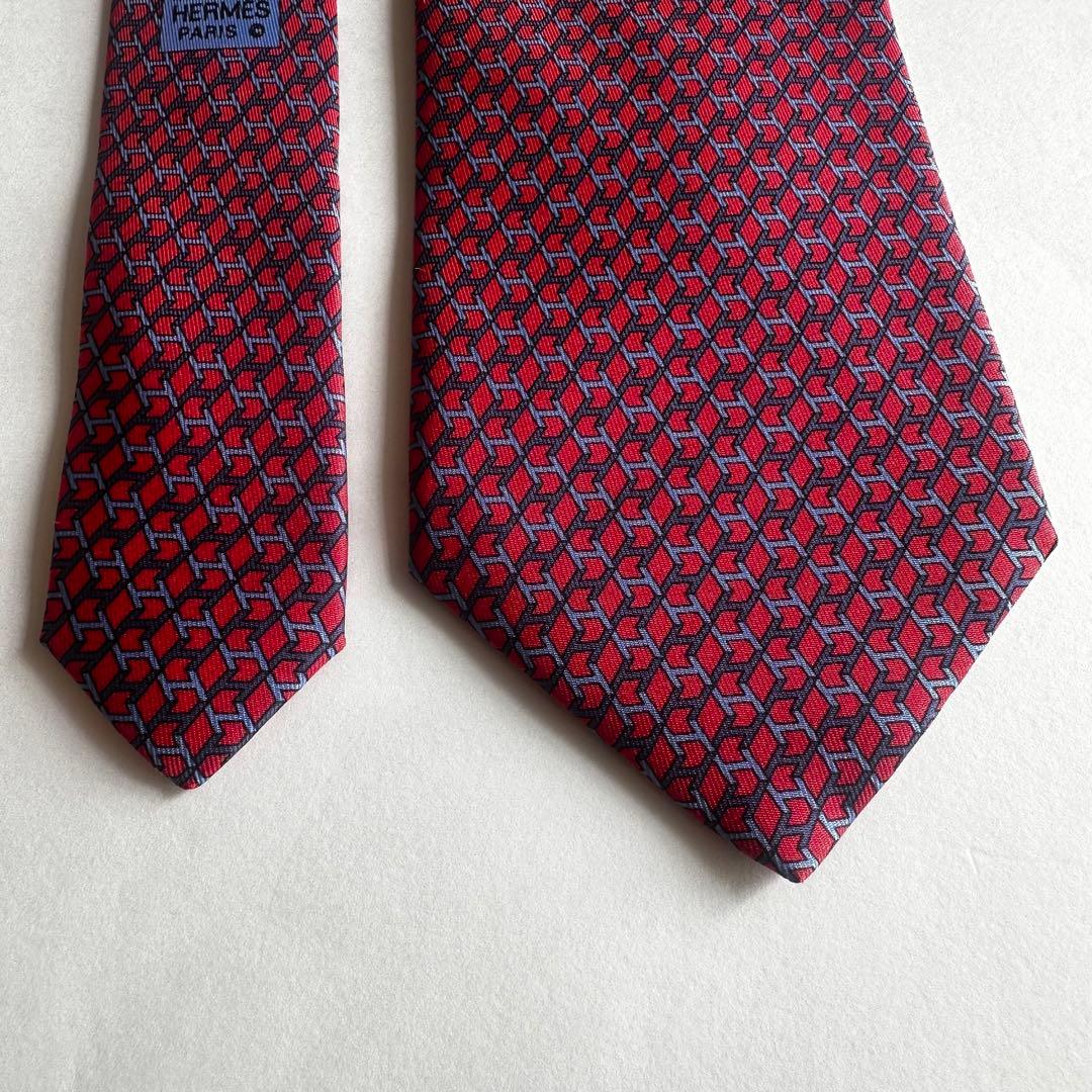 美品　HERMES エルメス　赤ピンク　ネイビーブランドロゴ　Hロゴ　ネクタイ