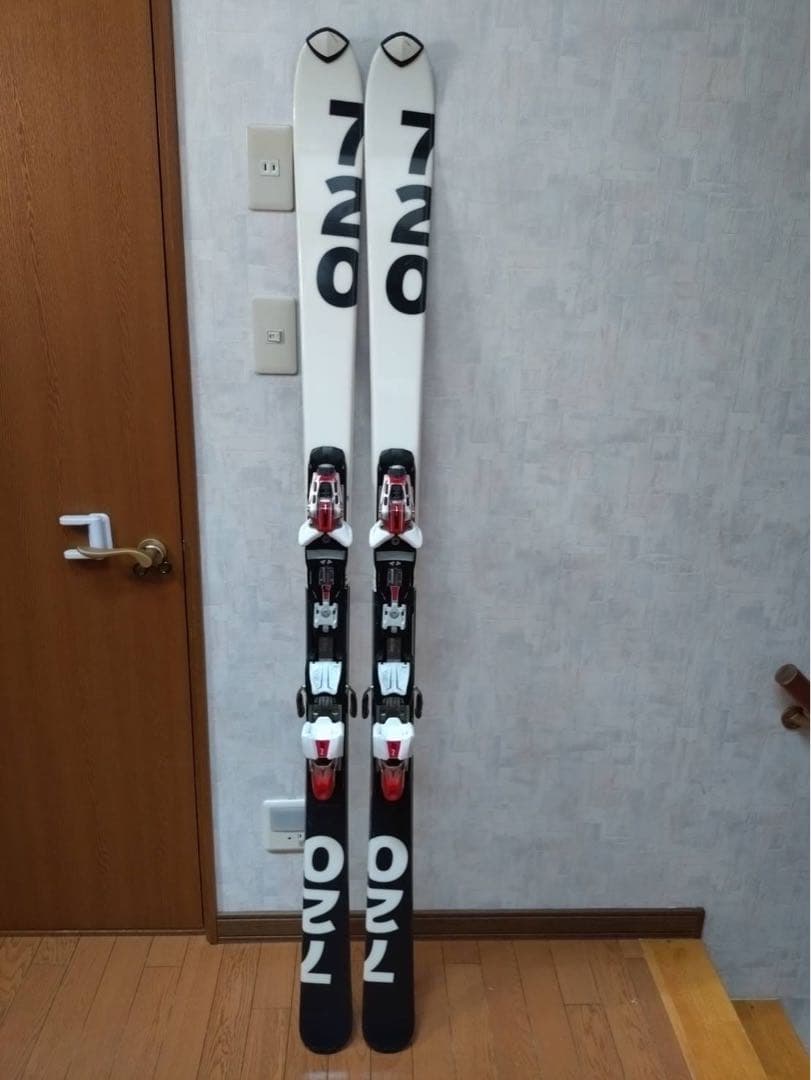 サロモン720 ATOMICビンディング付　スキー板