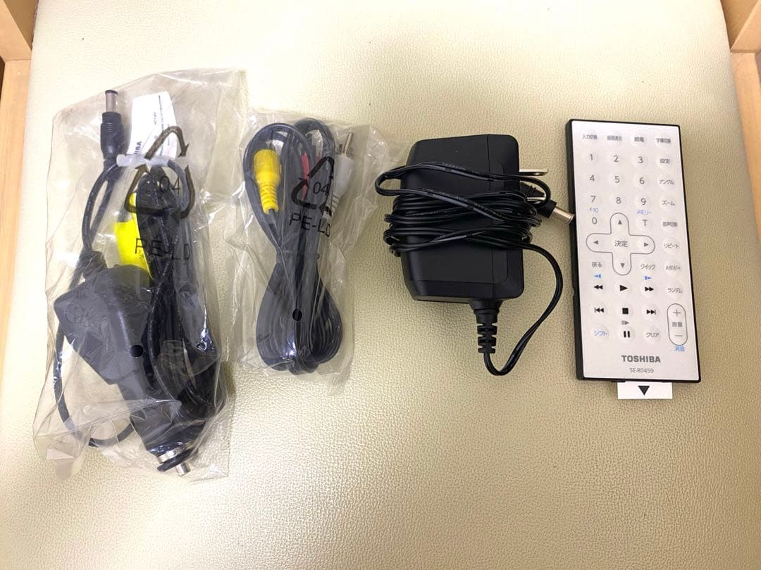 TOSHIBA REGZA ポータブルDVDプレーヤー