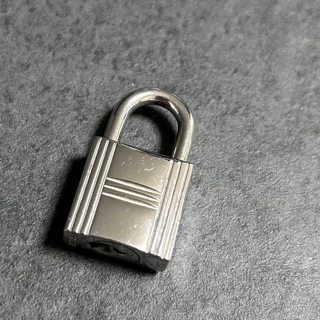 エルメス　HERMES カデナ　南京錠　鍵　110