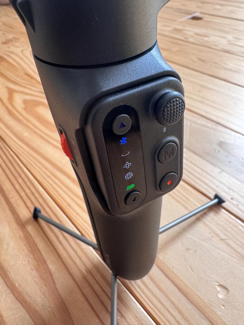 C*a様 Hohem iSteady V3 AI自動追跡3軸スマホジンバル