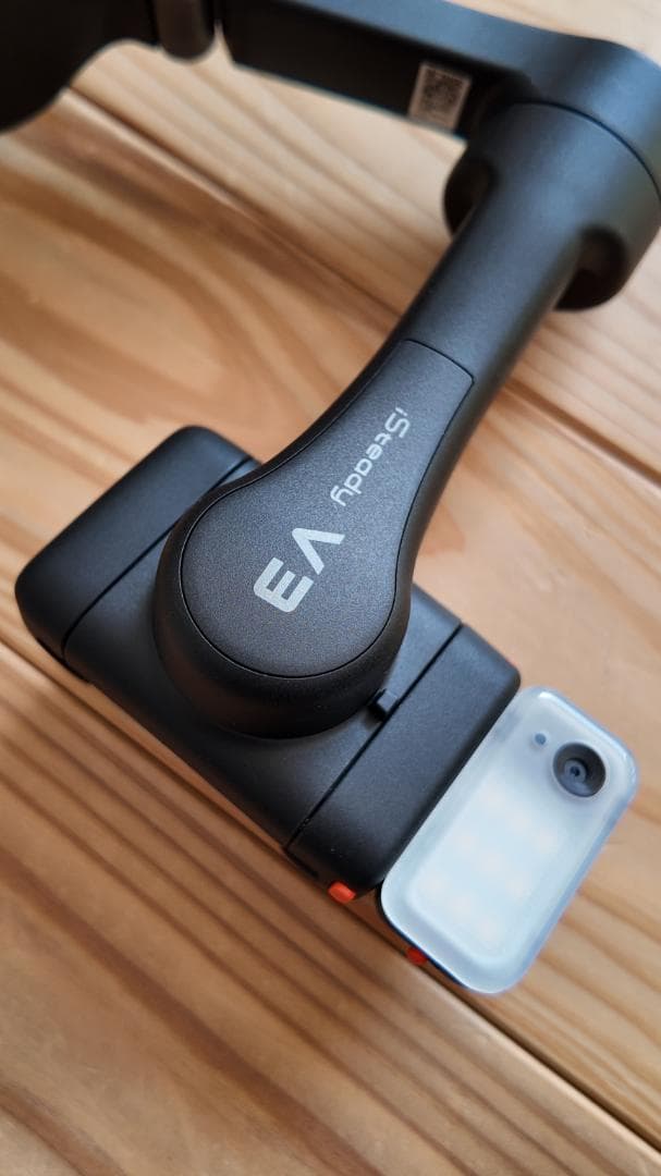 C*a様 Hohem iSteady V3 AI自動追跡3軸スマホジンバル