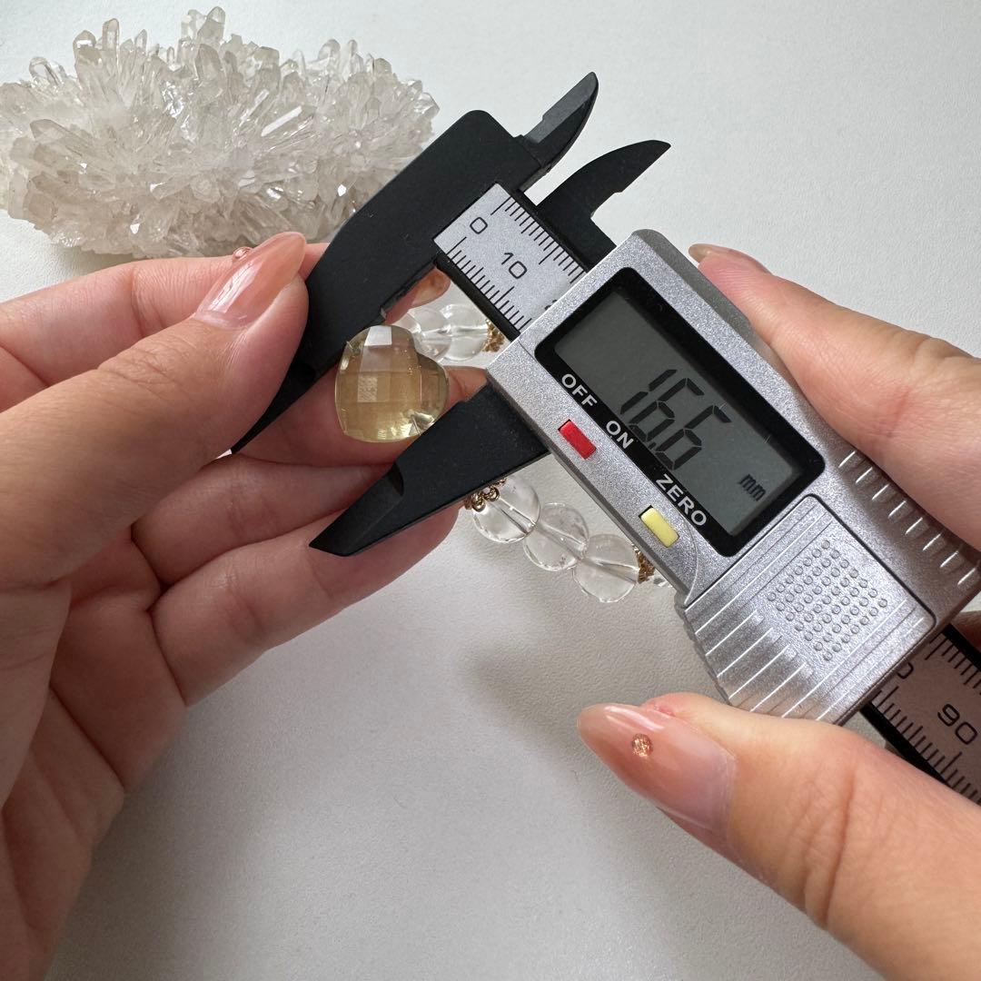 一点物　天然石　ハンドメイドブレス　リビアングラス　ハート　カット　リビアン