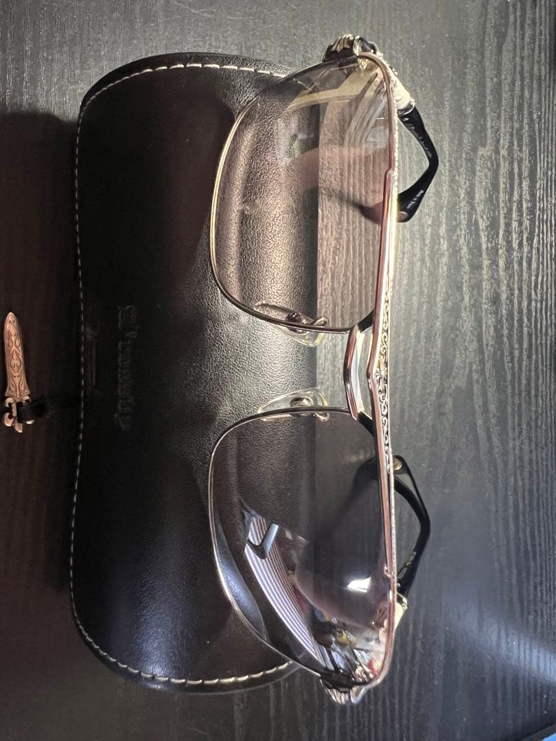 メンズ サングラス メタルフレーム グレー レンズ 装飾的デザイン