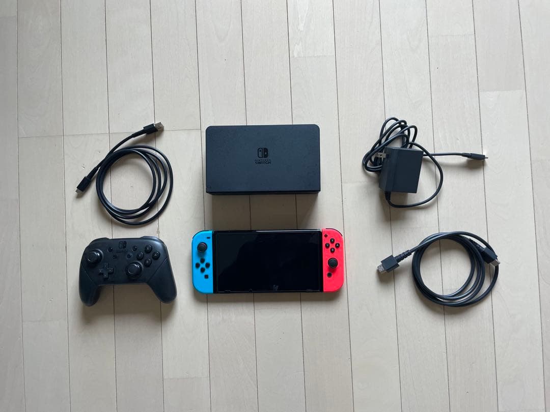 ⭐️美品⭐️Switch 有機EL 本体 & Proコン 箱あり　スイッチ　プロコン