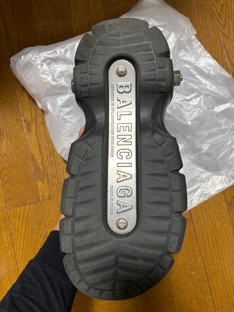 バレンシアガ　ハードクロッグ　クロックス