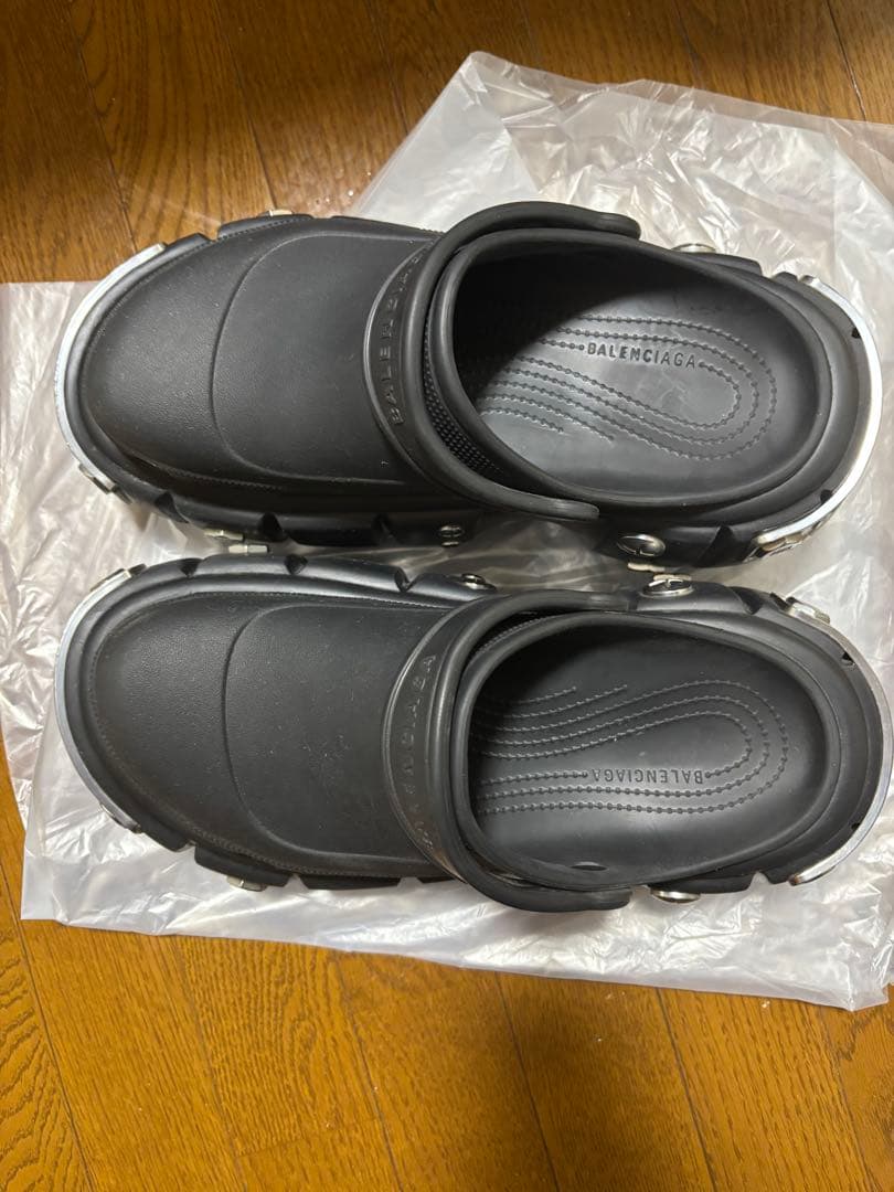 バレンシアガ　ハードクロッグ　クロックス
