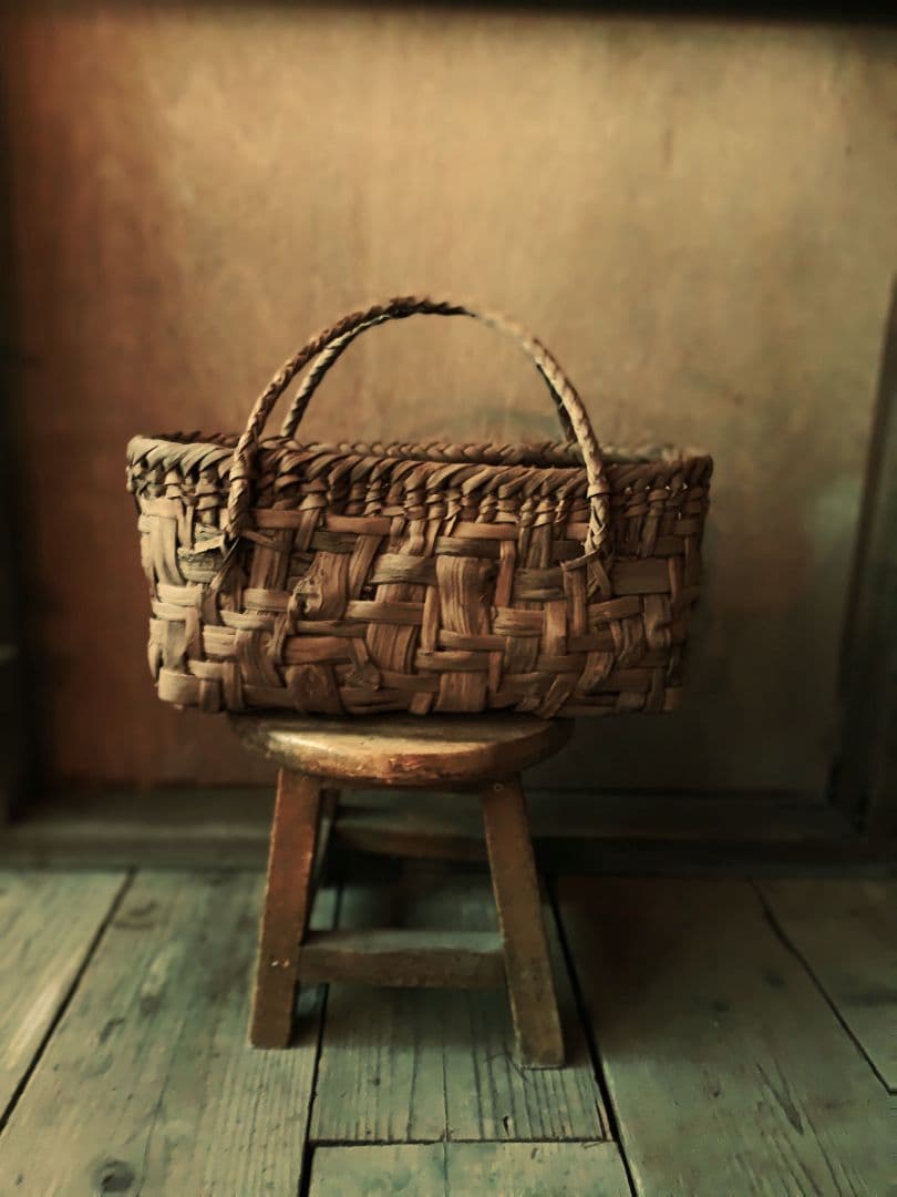 ひ*み様 信州安曇野の山葡萄かごバック。里山手仕事。