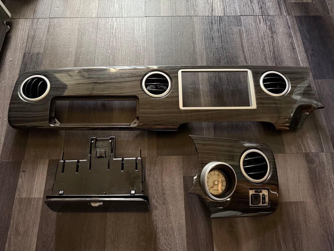 アルトラパン HE21S用 ブラックウッド インパネセット（タコメーター付き）