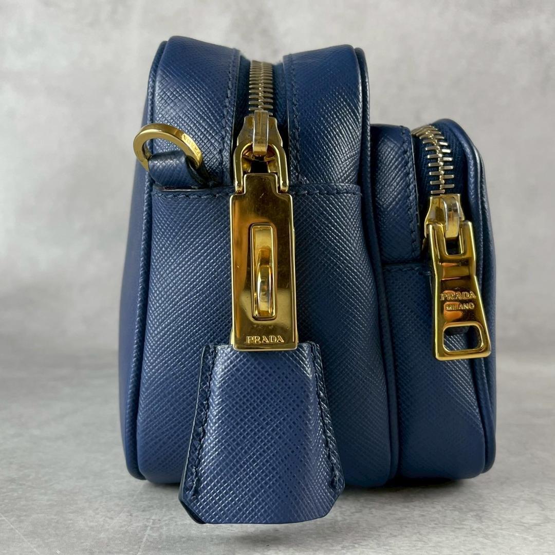 極美品✨ PRADA プラダ サフィアーノレザー ショルダーバッグ ネイビー系