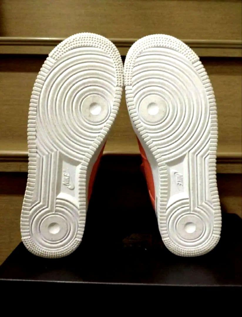 NIKE AIR FORCE 1 07 LV8 3 24.5センチ