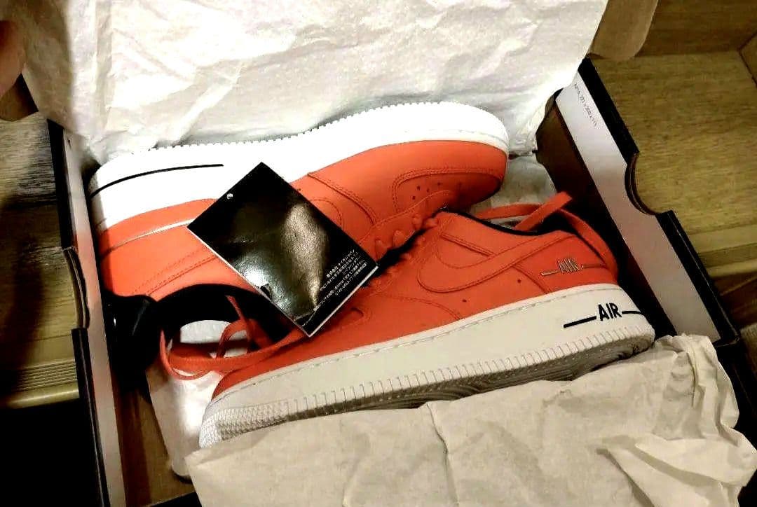 NIKE AIR FORCE 1 07 LV8 3 24.5センチ