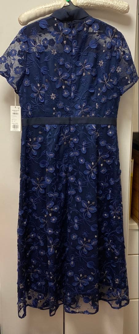 新品[グレースコンチネンタル　25AW フラワ－フレアドレス　ワンピース　38