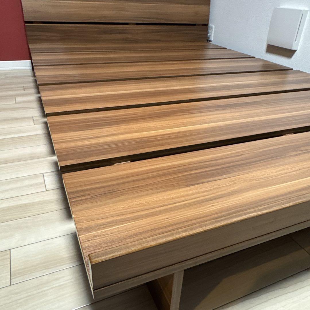 【最終値下げ】木製セミダブルベッドフレーム　すのこ　LOWYA