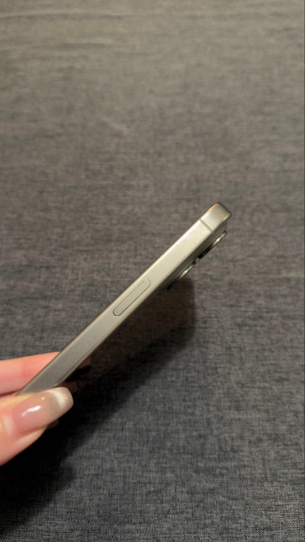 iPhone15Pro 128GB ナチュラルチタニウム