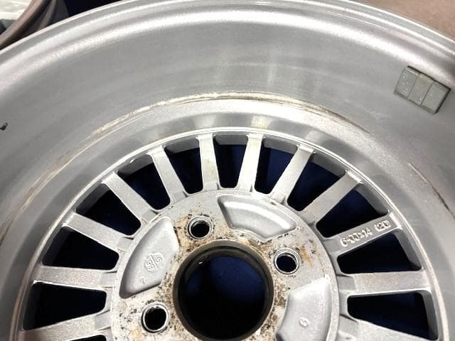 14インチ スポークデザイン アルミホイール PCD100 4H