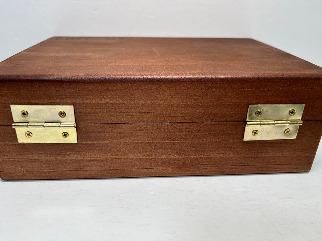 【美品】Jリーグ ピンバッジ 12個セット 木製ボックス付き