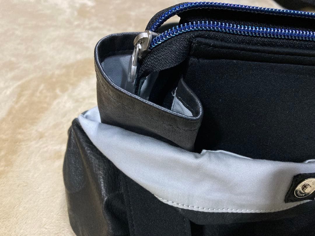 ドットレザー トートバッグ