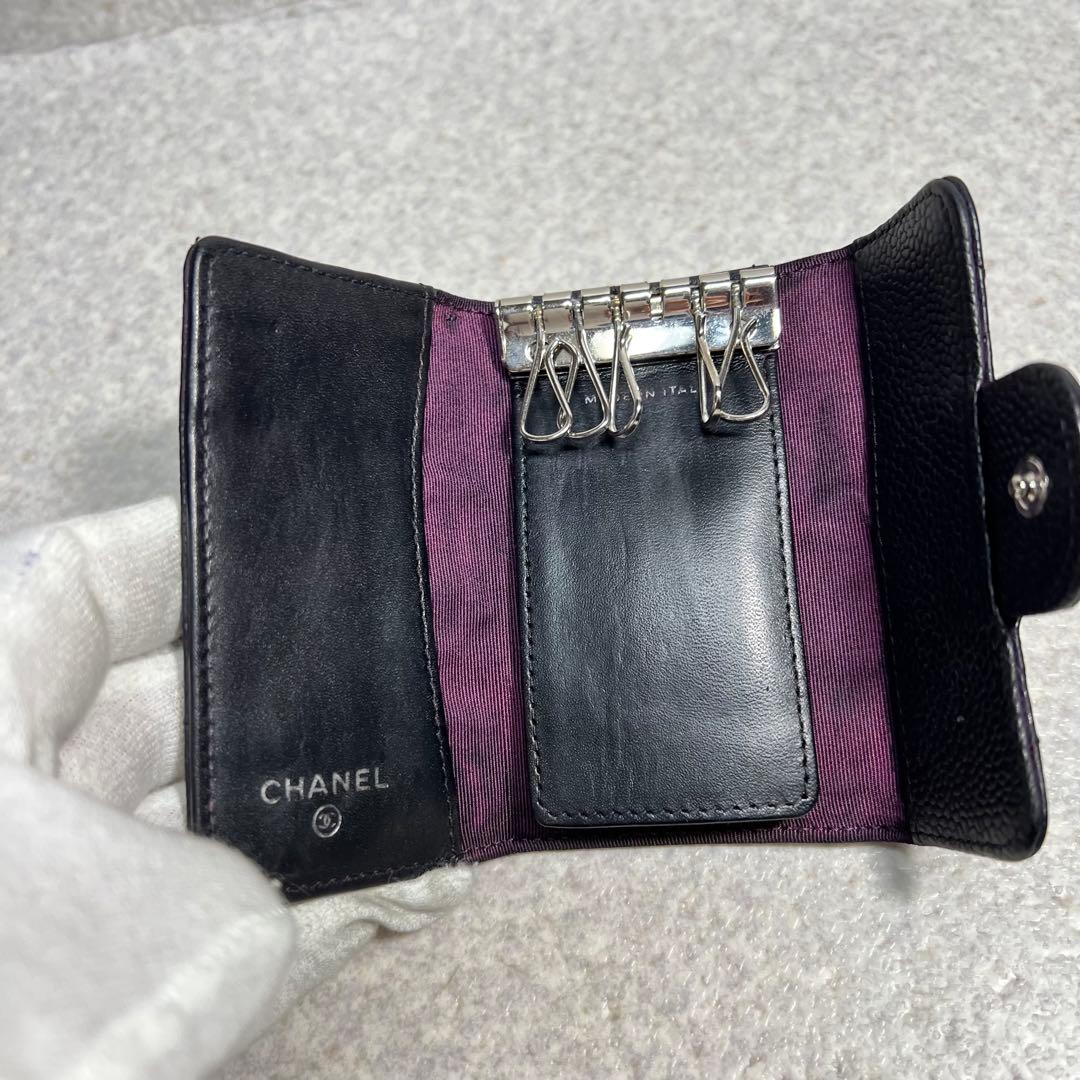 CHANEL マトラッセキャビアスキン5連キーケースブラック