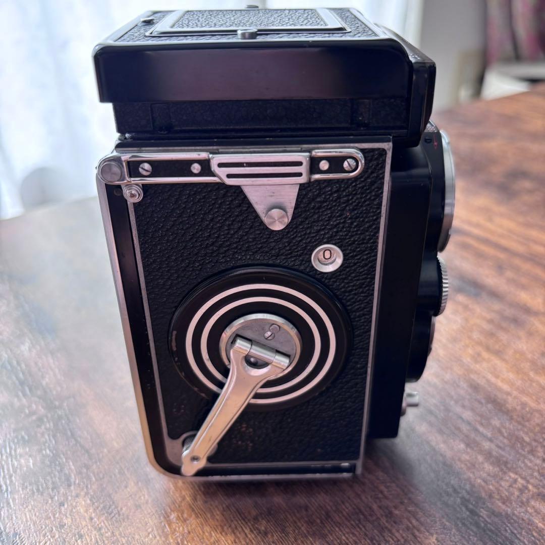 Rolleiflexローライフレックス3.5B 付属品付き　ジャンク品　二眼レフ