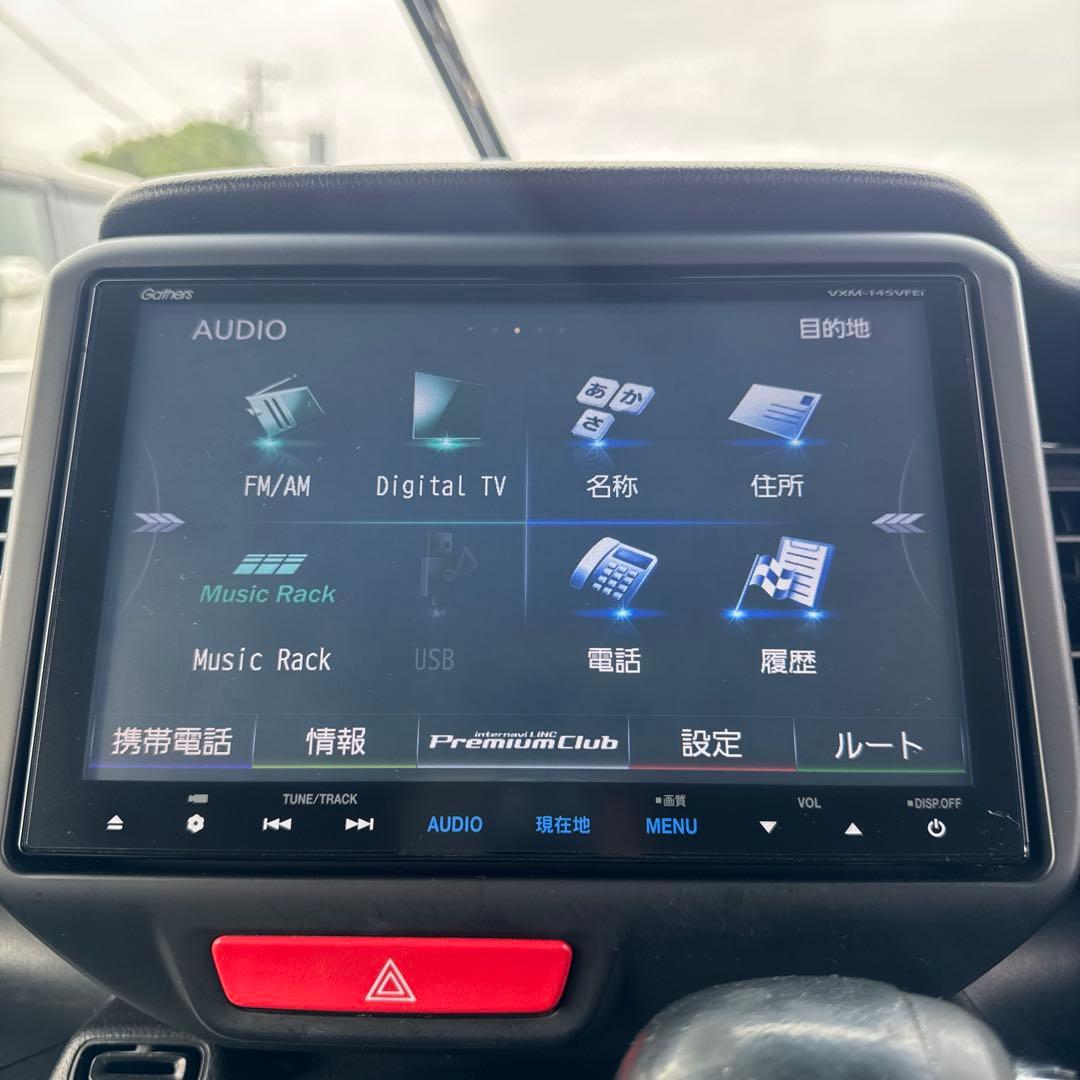 ホンダ純正8インチナビ　VXM-145VFEI JF1 NBOX専用パネル付き