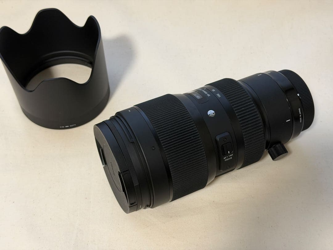 SIGMA 50-100mm F1.8 DC ズームレンズ　EFマウント