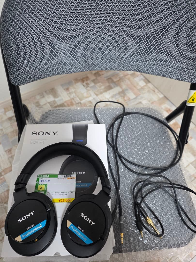 SONY MDR-M1 ヘッドホン